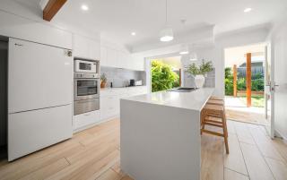 Mudjimba Sands - Beach Bliss & Airport Convenience - 9