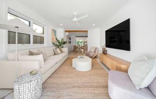 Mudjimba Sands - Beach Bliss & Airport Convenience - 2