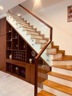 Moon's House - 4