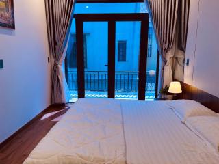 Moon's House - 7