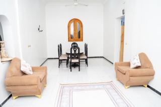 Moses' home - 6
