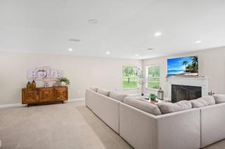 3300 Sqft! Huge Pool *Welcome Large Group - 4