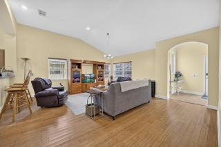 Charming house in SODO with a large backyard - 6