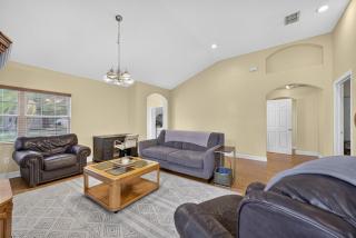 Charming house in SODO with a large backyard - 8