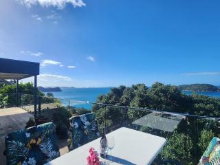Tirohanga a Hei - The view of Hei Adults only - 5