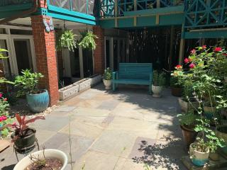 Garden 1BR with Free Parking Georgetown - 9