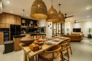 Villa Keluarga by BaliSuperHost - 8