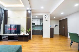 Căn hộ 3 phòng ngủ 110m2 - RiverGate - Bitexco View - 5 phút đến chợ Bến Thành - 2