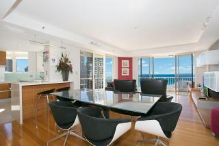 Moroccan Beachfront - HR Surfers Paradise - 3