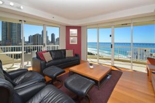 Moroccan Beachfront - HR Surfers Paradise - 7