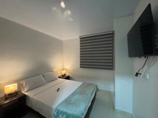 Apartamento Céntrico con Piscina en la Ciudad - 6