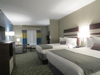 Spark by Hilton Erie - 3