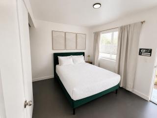 Private-Patio Studio near Miami Beach - 0