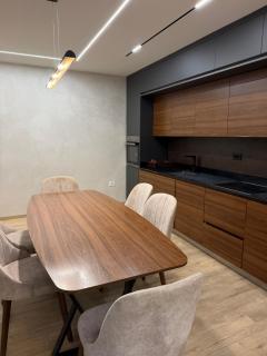Skyline Apartment 4 - 1