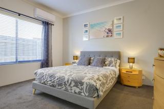 Dunsboroughs Doorstep Townhouse Great Location - 6