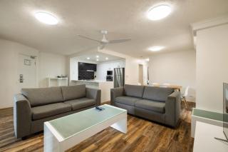 Large Ground Floor Diamond Beach #138 - 6