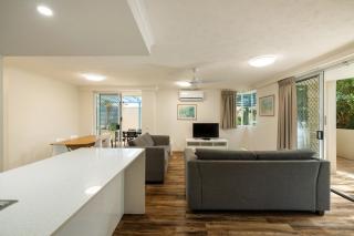 Large Ground Floor Diamond Beach #138 - 3