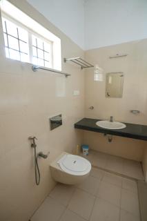 Palm Beach View Resort Cherai - 4