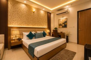 The Grand Sky Nest Suites Near Delhi IGI Airport - 0