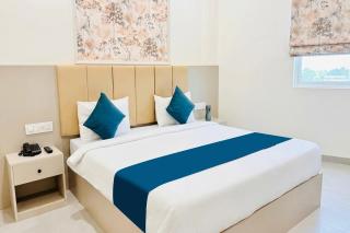 FabHotel Shree Inn - 6