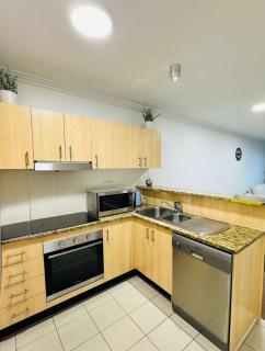 Stunning Water Views - Quiet 2Bed 2Bath - Sleeps 5 - 6