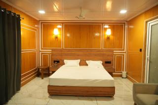 Red Eagles Nest - 2