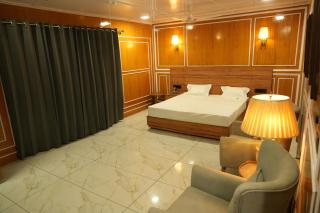 Red Eagles Nest - 1