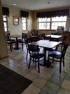 Americas Best Value Inn Bryant - Bryant - 7