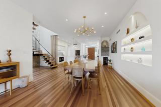 Spacious 5-Bed Stay Near Mandurah - 9