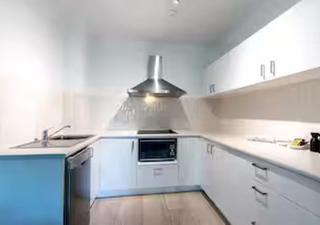 Gold Coast - City Skyline 1BR Pool, Spa & Tennis - 3