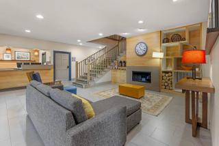 Country Inn & Suites by Radisson, Romeoville - Bolingbrook - 5