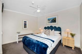 Executive 2BR Suite on Mounts Bay Road - 7