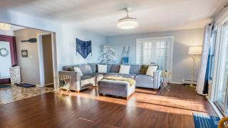 Eagle's Last Light- Lakefront Escape, Fire Pit, Pets & Scenic Views - 3