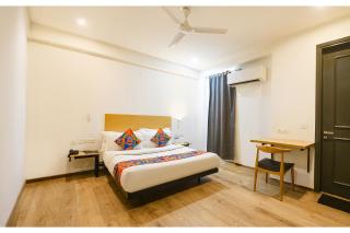 FabHotel Golden Moment - Gurgaon - 2
