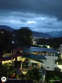 Hotel The Hills Aura - 2