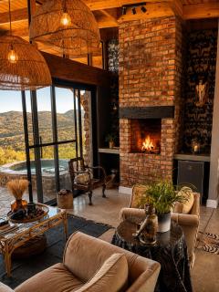 IVORY - Private African Mountain Villa - Steinheim Game Farm - 9