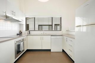 Caralina Court - 7