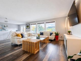 Spacious Vernon Retreat with Game Room, BBQ Patio and Turf Yard - 3