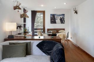 MCX Vacation Rental - Murailles Panorama elegant superior ski-in, ski-out apartment in Breuil-Cervinia - 5