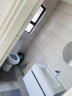 Dulcomb Guesthouse - 4