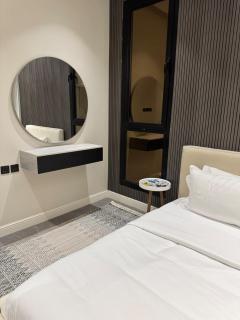 High-End Experience in Downtown - 3