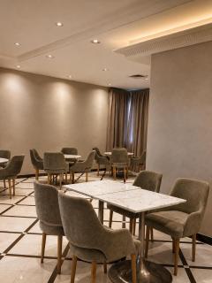 Continental Hotel & Suite - 2