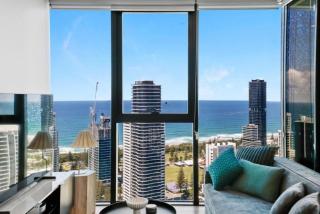 Luxury 2BR Skyhome, Lvl 36 Ocean Views, Pool, Gym & Free Parking, The Star Residences - 9