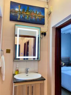 4 Bedrooms Bungalow - 6