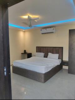 Surya hotel - 2