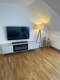 Lady Margaret Cavendish Suite - 1
