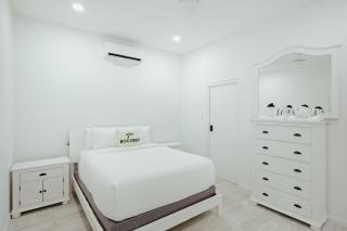 3BR Villa with Private Pool and Patio Aruba Getaway - 9