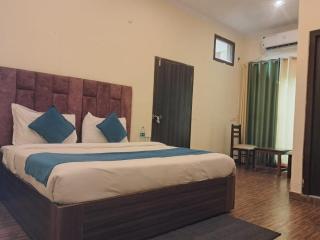 The Rudraksh Retreat Resort - 4