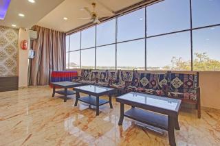 Hotel O City Central Kummariwada - 9