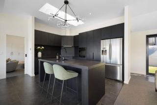 Queenstown Luxury Views - 5